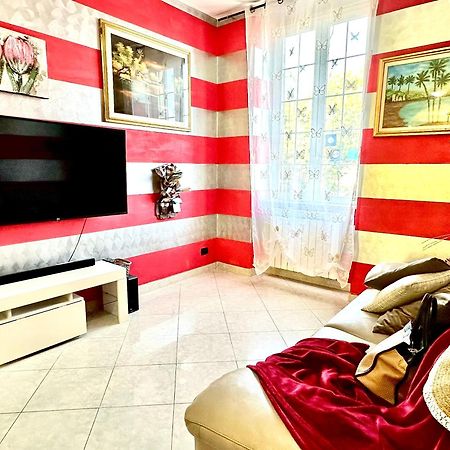 The Comfort Apartment Специя Екстериор снимка