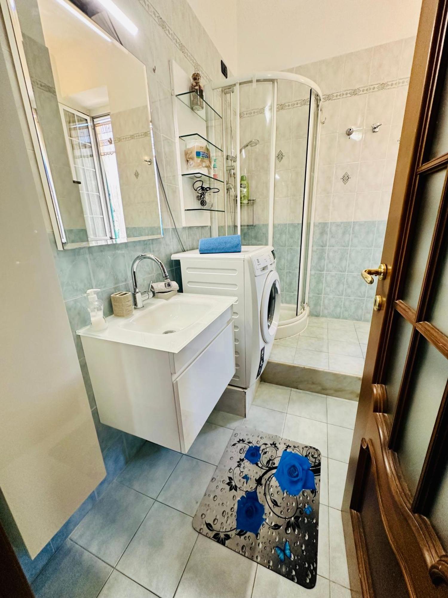 The Comfort Apartment Специя Екстериор снимка